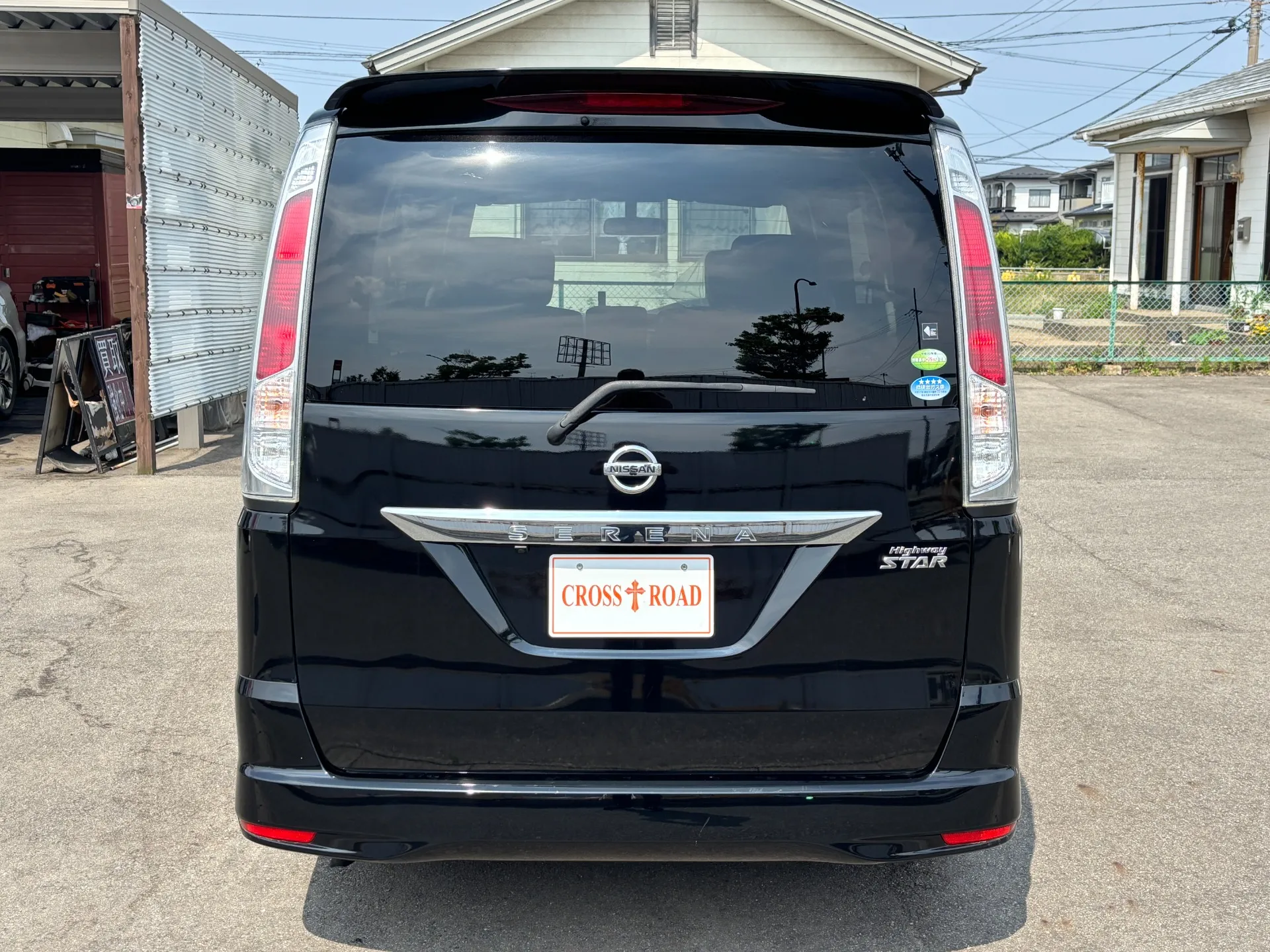 自動車保険も扱っております!愛犬や愛猫がいらっしゃる方にはセットでお得な保険もございます!まずはお見積りだけでもお気軽にご相談ください!