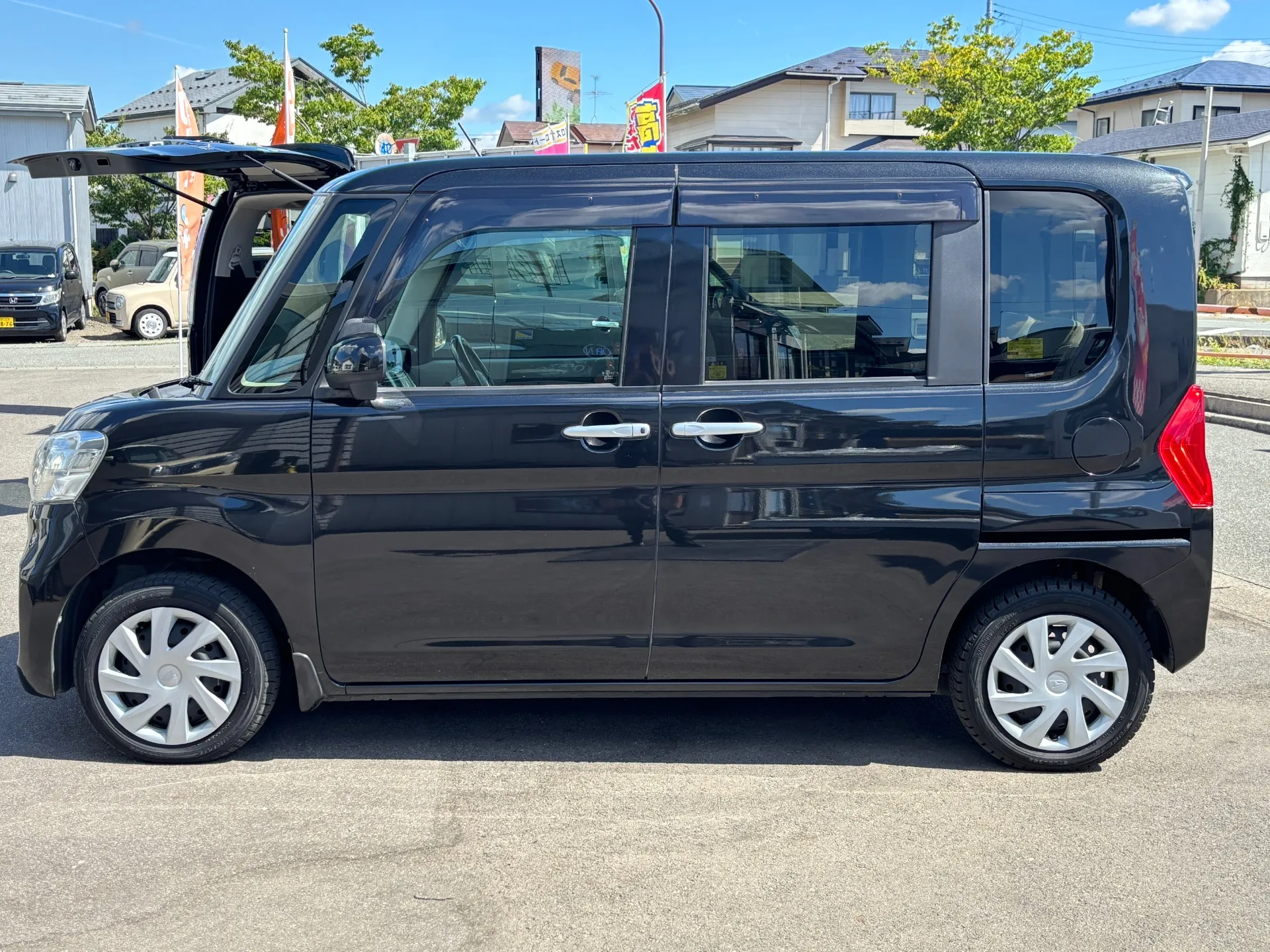 ご希望の車種を全国のオークションからもお取り寄せ可能です！是非ともお問い合わせください！