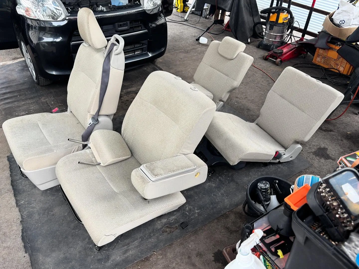 ⭐️展示車タント 展示前クリーニング⭐️