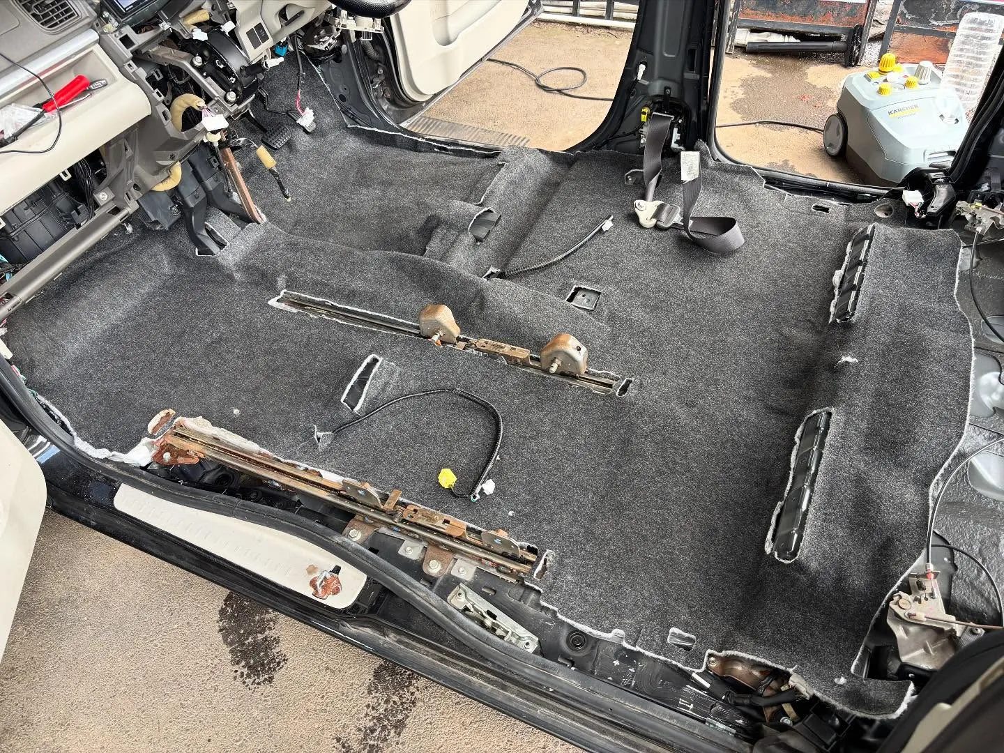 ⭐️展示車タント 展示前クリーニング⭐️