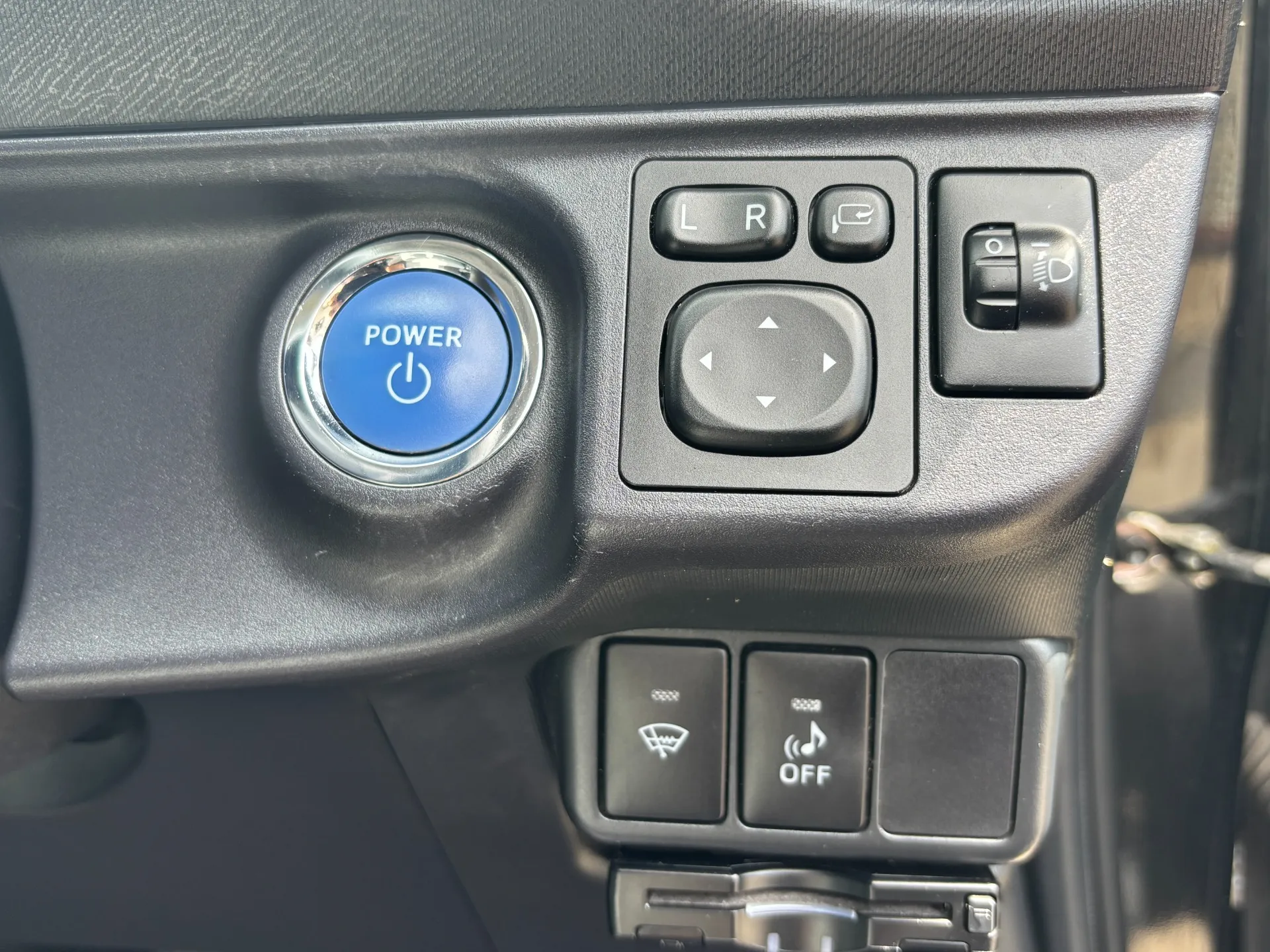 ☆寒冷地仕様　☆フロントワイパーデアイサー