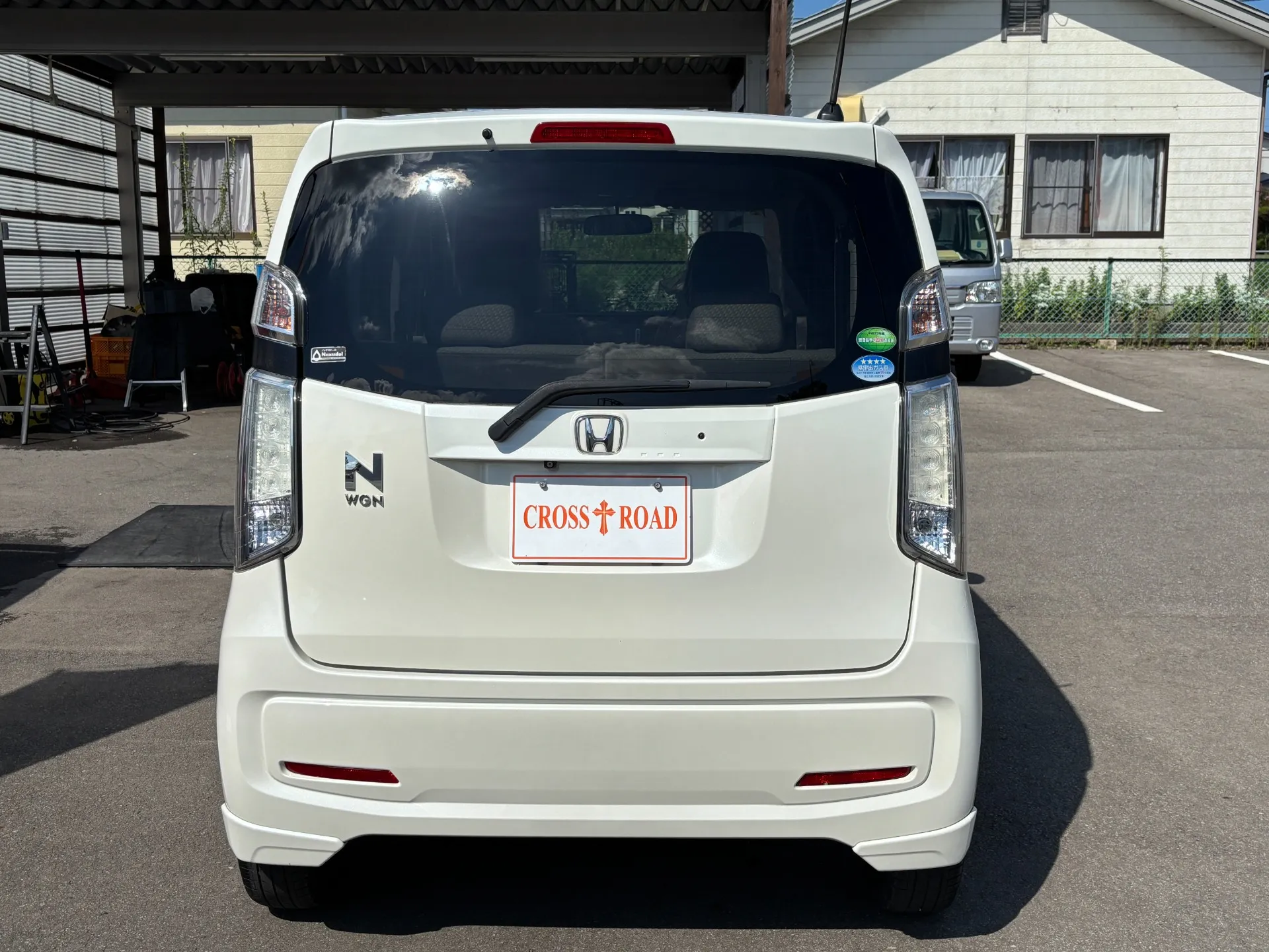 自動車保険も扱っております!愛犬や愛猫がいらっしゃる方にはセットでお得な保険もございます!まずはお見積りだけでもお気軽にご相談ください!