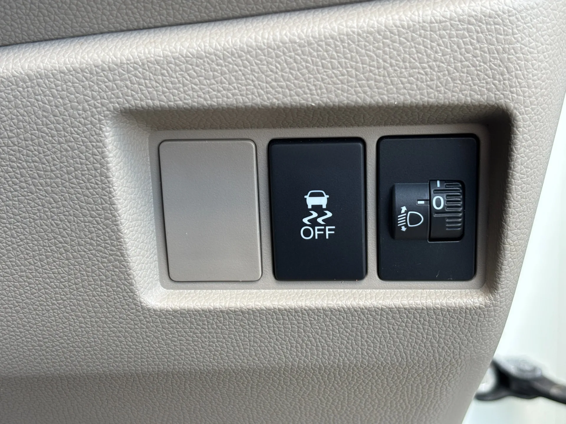 ☆横滑り防止装置