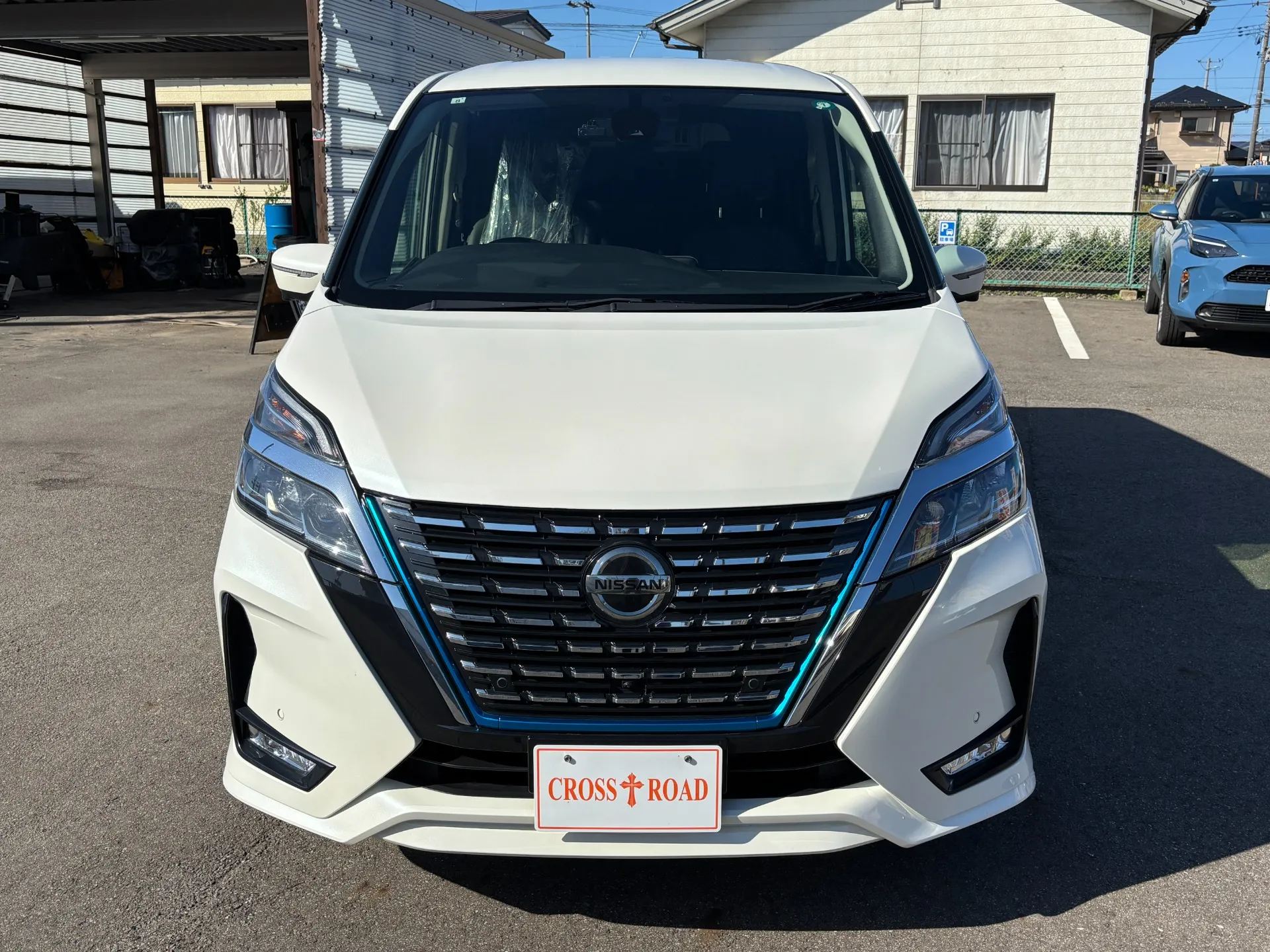 当店では全車両に対してお店での査定だけでなく、第３者機関による鑑定を行なっております。鑑定が完了しているお車は鑑定書を掲載していますので、是非ともご覧ください。