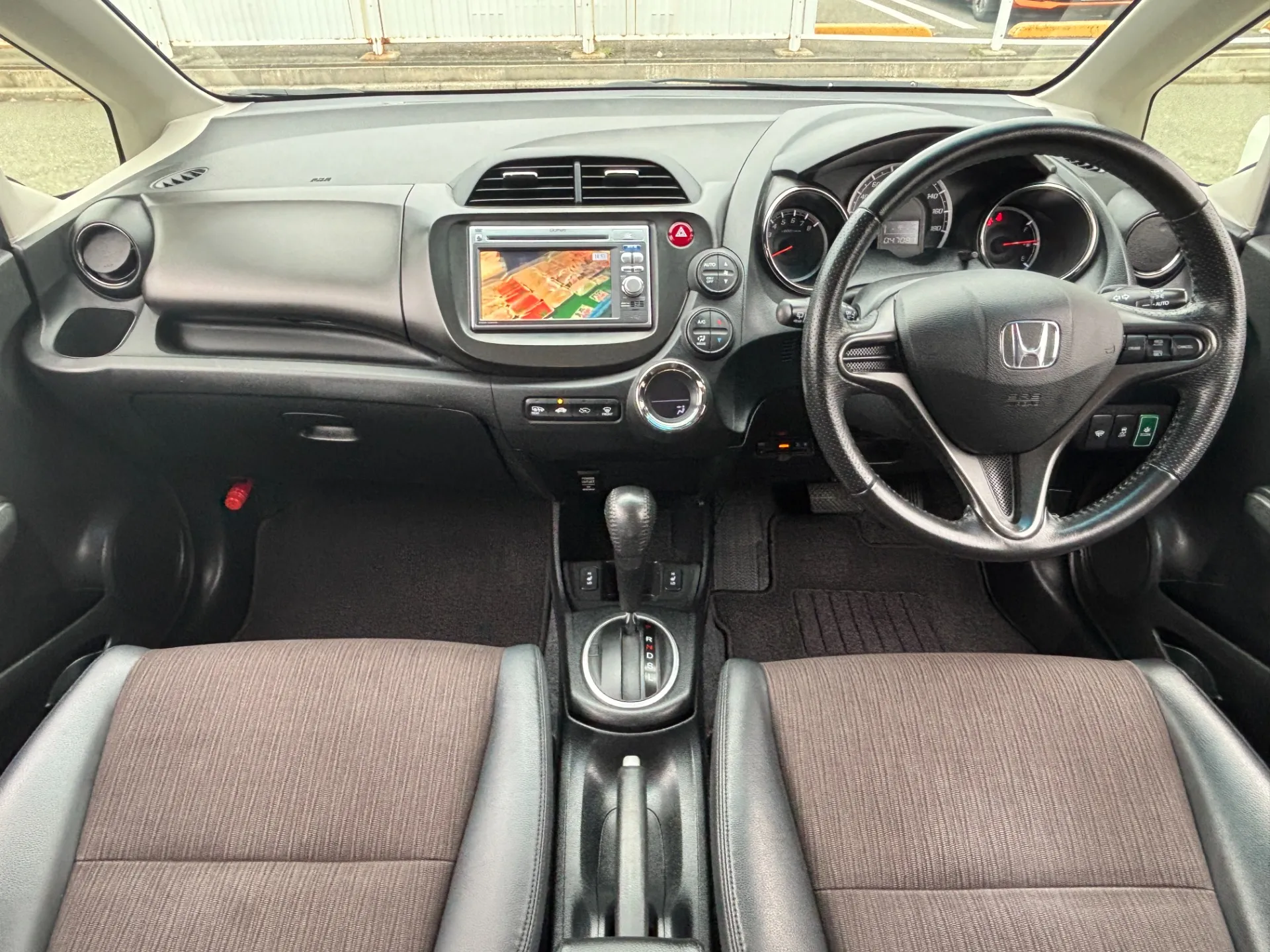 Ｉｎｓｔａｇｒａｍでは展示前の車両の仕上げの様子や新着在庫のご案内もしております。是非ともフォローお願いします！