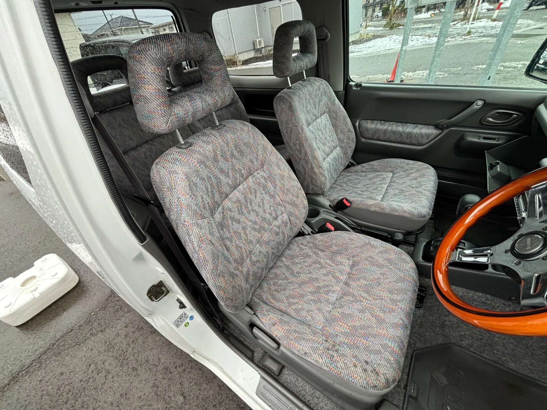 店舗ホームページにはお車の詳細の他、ＩｎｓｔａｇｒａｍやＬＩＮＥ公式アカウントを掲載しております。是非ともチェックしてみてください！