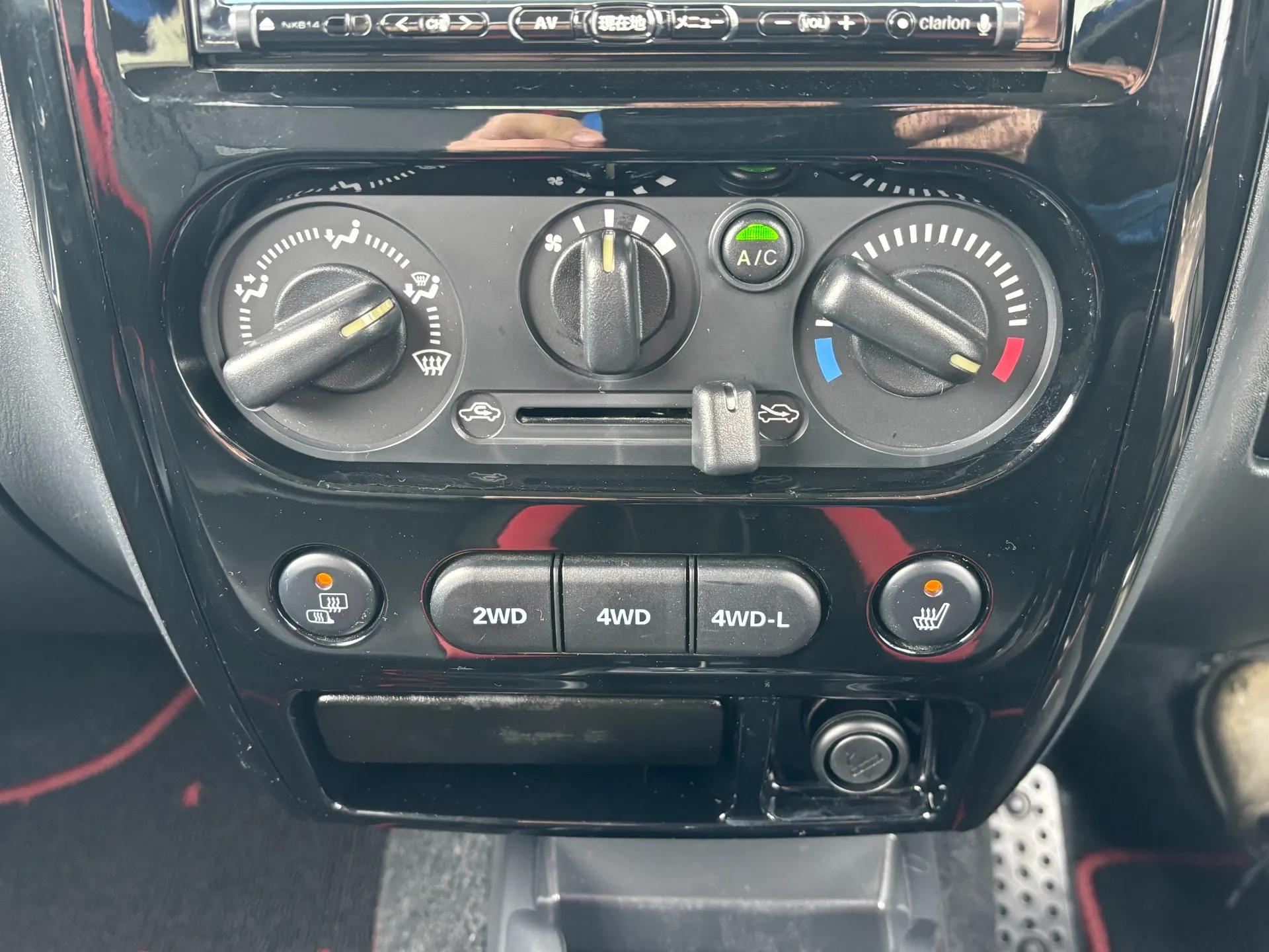 ☆切り替え4WD ☆シートヒーター