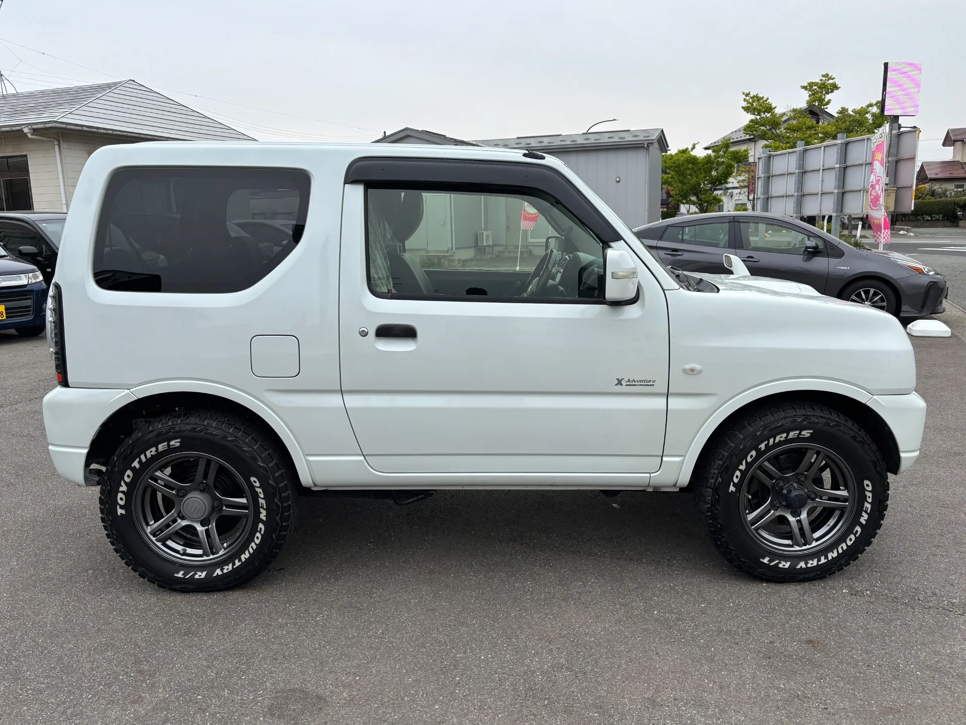 ナビゲーションやＥＴＣ、バックモニター、ドライブレコーダー等、オプションの追加見積や持込品のお取付等承っております。お気軽にご相談ください！