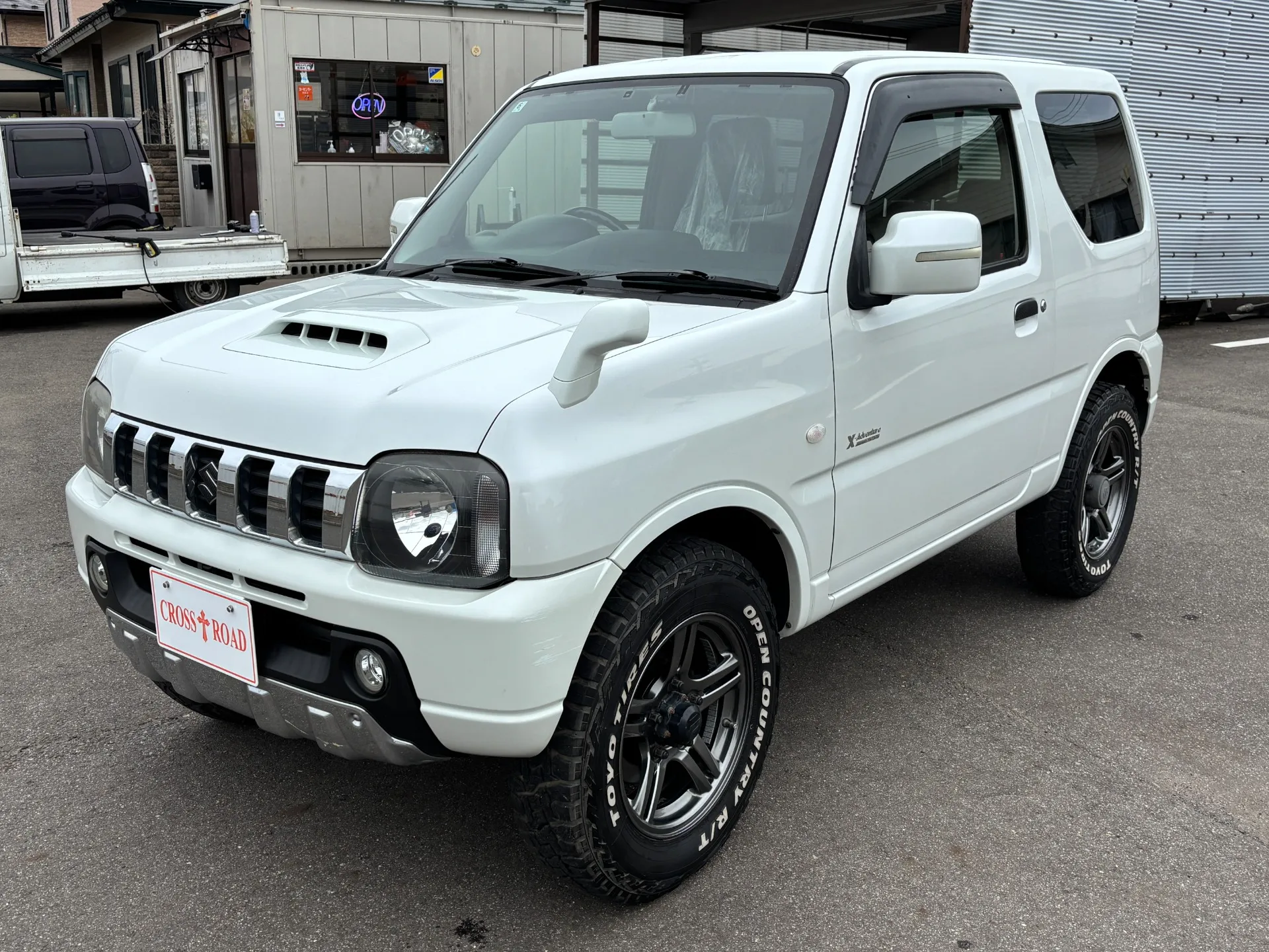 中古車だからこそのしっかりとした保証付き販売をしております。（車種によって対応不可もあり）別途有料で保証の延長も可能（２年・３年選択可能）