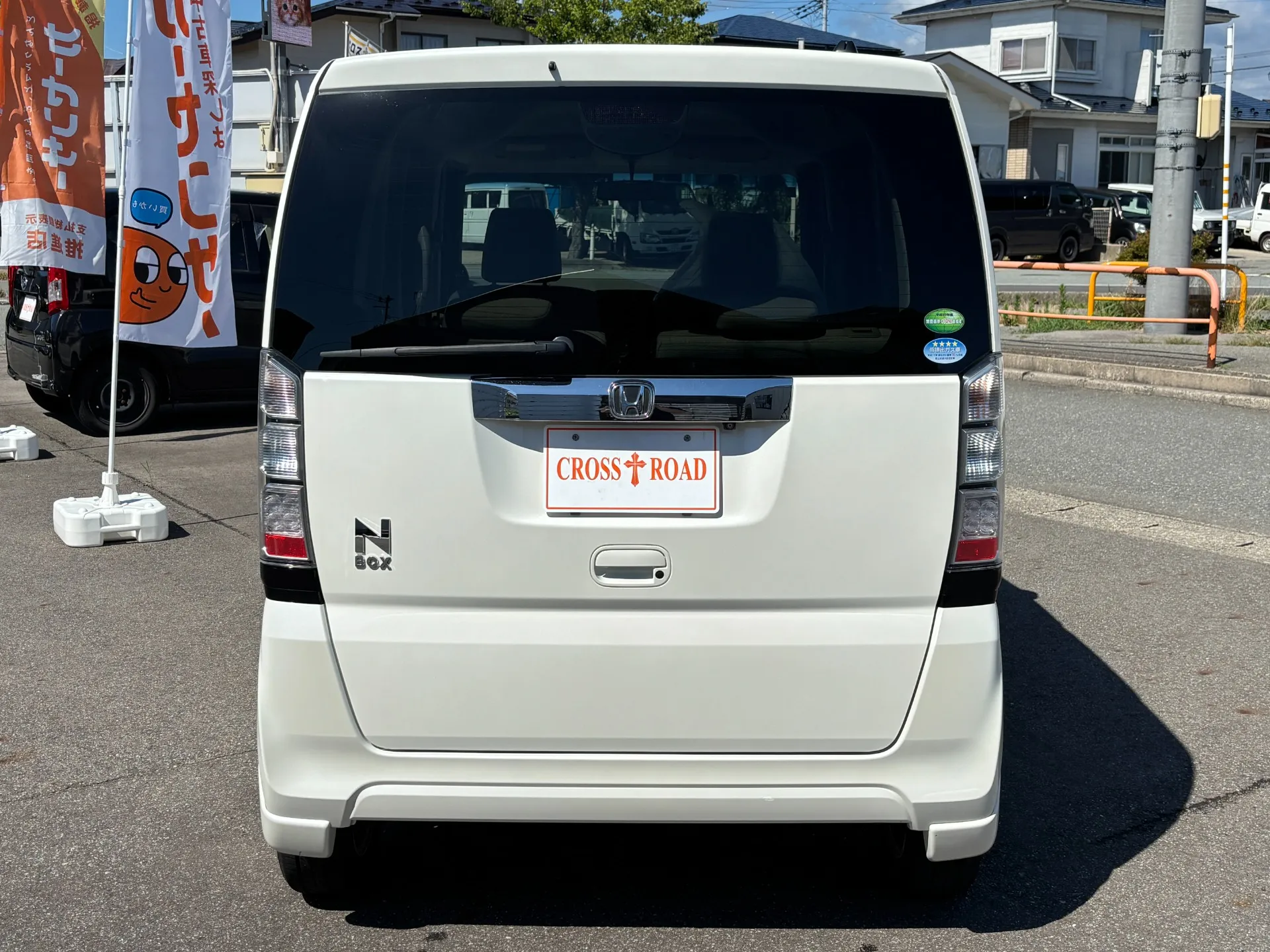 自動車保険も扱っております!愛犬や愛猫がいらっしゃる方にはセットでお得な保険もございます!まずはお見積りだけでもお気軽にご相談ください!