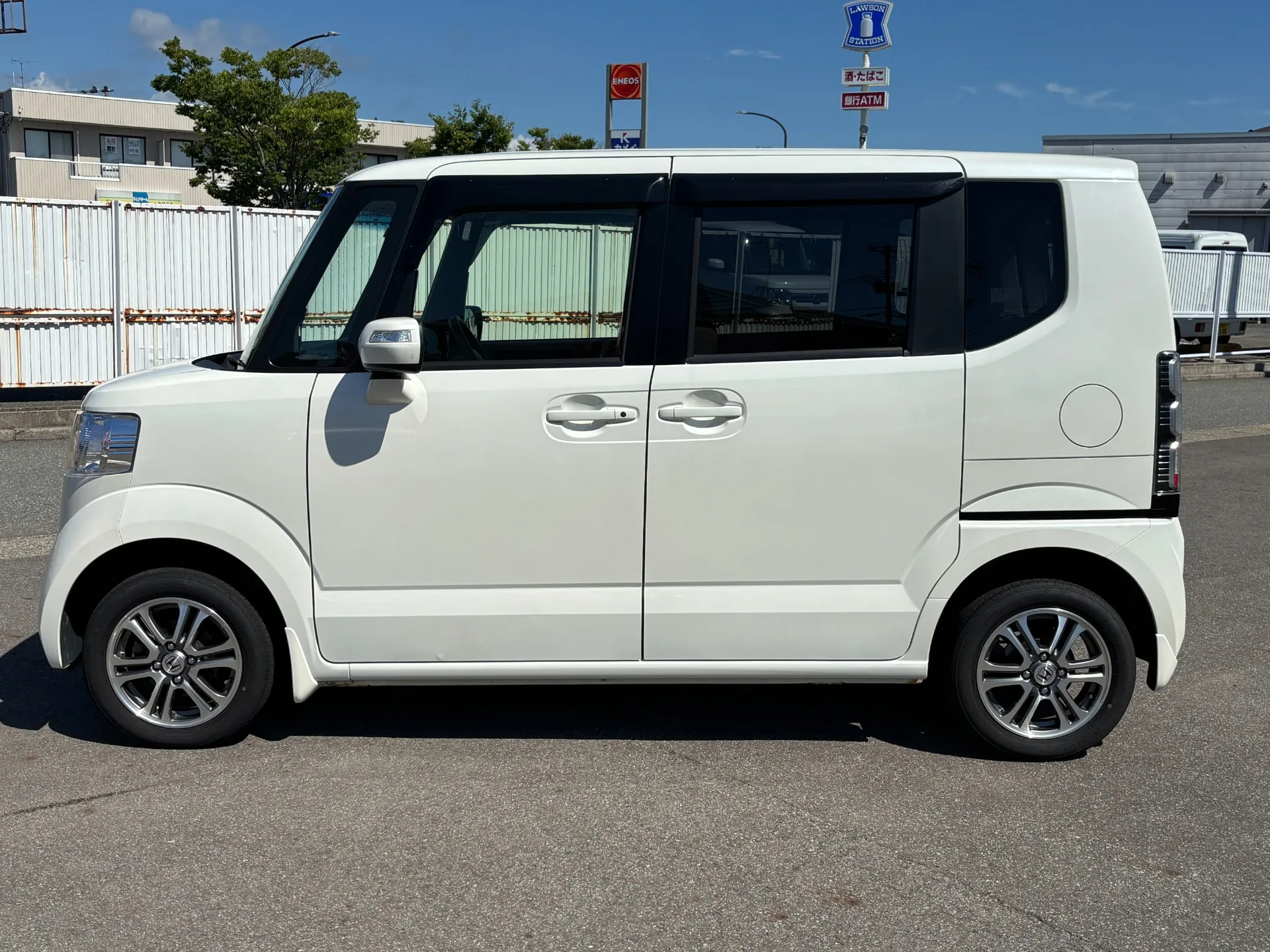 ご希望の車種を全国のオークションからもお取り寄せ可能です!是非ともお問い合わせください!