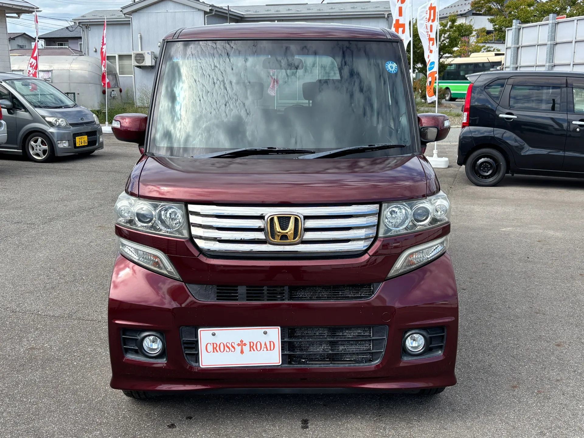 当店では全車両に対してお店での査定だけでなく、第３者機関による鑑定を行なっております。鑑定が完了しているお車は鑑定書を掲載していますので、是非ともご覧ください。